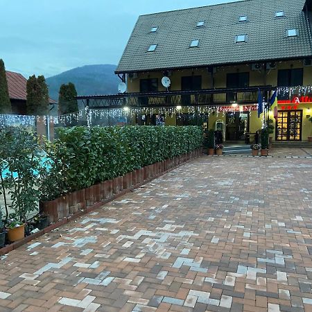 Pensiunea Alfrid Calimanesti Exterior photo
